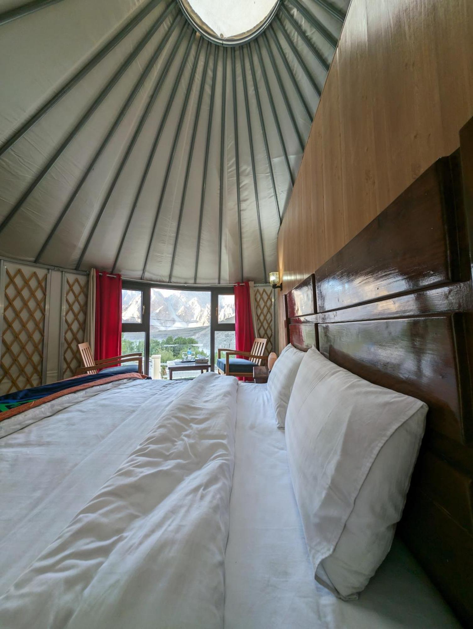 Apex Hotels And Resorts Hussaini Karimabad  外观 照片